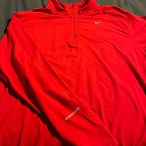 Nike 1/4 Zip Long Sleeve shirt Red XXL